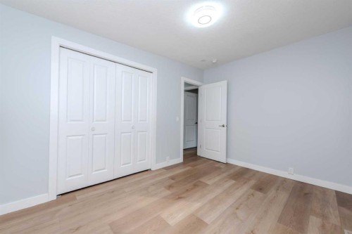 5655 Dalhousie Drive Nw, Calgary, AB - Indoor Photo Showing Other Room
