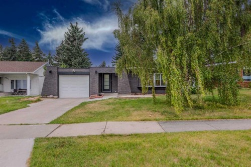 5655 Dalhousie Drive Nw, Calgary, AB - Outdoor