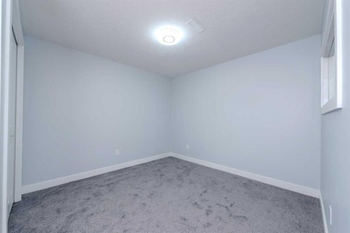 5655 Dalhousie Drive Nw, Calgary, AB - Indoor Photo Showing Other Room