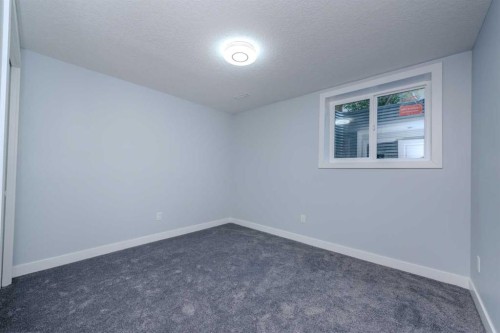 5655 Dalhousie Drive Nw, Calgary, AB - Indoor Photo Showing Other Room