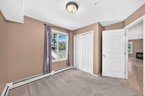 3109-70 Panamount Drive Nw, Calgary, AB - Indoor Photo Showing Other Room