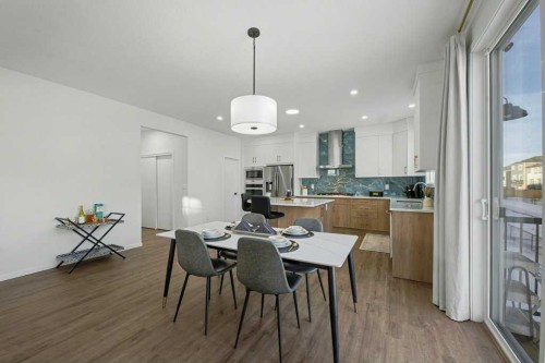 3034 Southwinds Place Sw, Airdrie, AB - Indoor Photo Showing Dining Room