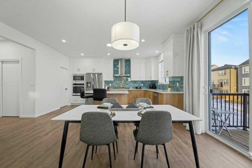 3034 Southwinds Place Sw, Airdrie, AB - Indoor Photo Showing Dining Room
