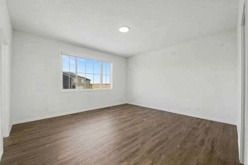 3034 Southwinds Place Sw, Airdrie, AB - Indoor Photo Showing Other Room