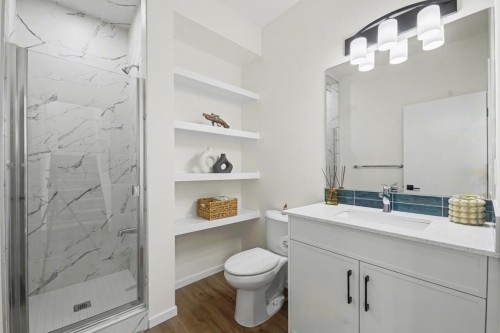3034 Southwinds Place Sw, Airdrie, AB - Indoor Photo Showing Bathroom