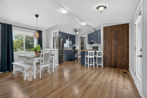 311038 222, Three Hills, AB - Indoor Photo Showing Dining Room