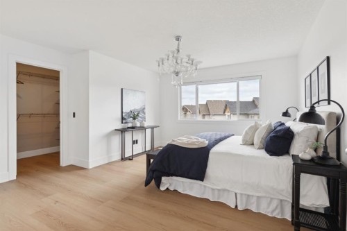 40 Val Gardena Court Sw, Calgary, AB - Indoor Photo Showing Bedroom