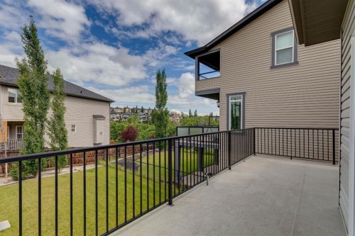 40 Val Gardena Court Sw, Calgary, AB - Outdoor With Exterior