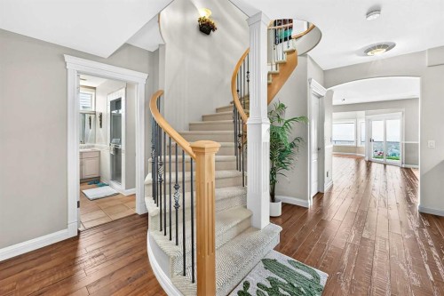 311 Rocky Ridge Drive Nw, Calgary, AB - Indoor Photo Showing Other Room