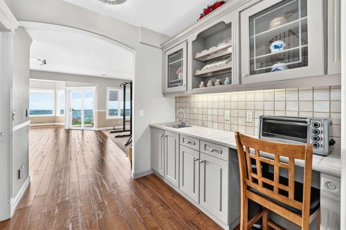 311 Rocky Ridge Drive Nw, Calgary, AB - Indoor Photo Showing Other Room