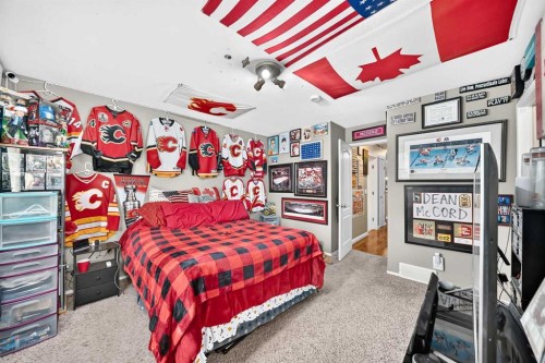 111 Arbour Stone Crescent Nw, Calgary, AB - Indoor Photo Showing Bedroom