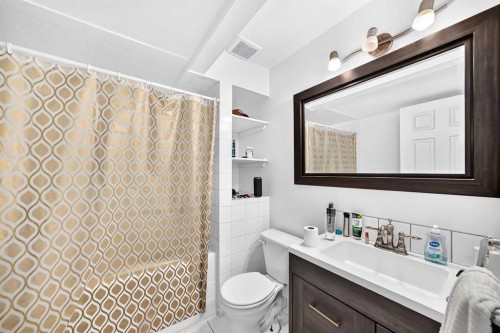 111 Arbour Stone Crescent Nw, Calgary, AB - Indoor Photo Showing Bathroom