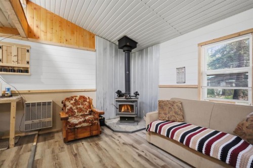 #50-73014 Highway 591, Caroline, AB 