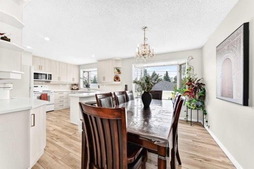 4 Marbrooke Circle Ne, Calgary, AB - Indoor