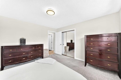 4 Marbrooke Circle Ne, Calgary, AB - Indoor Photo Showing Bedroom