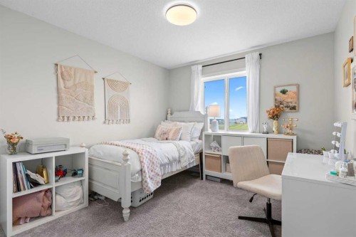 45 Savoy Landing Se, Calgary, AB - Indoor Photo Showing Bedroom