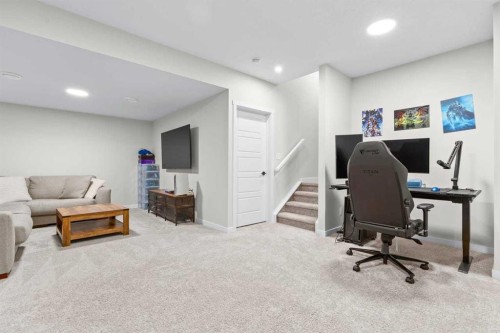 45 Savoy Landing Se, Calgary, AB - Indoor