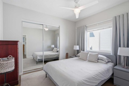124 West Creek Glen, Chestermere, AB - Indoor Photo Showing Bedroom