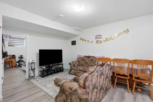 190 Saddlelake Way Ne, Calgary, AB - Indoor Photo Showing Other Room