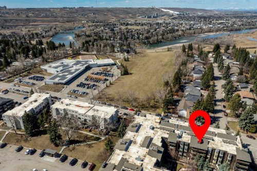212-3730 50 Street Nw, Calgary, AB - Outdoor With View