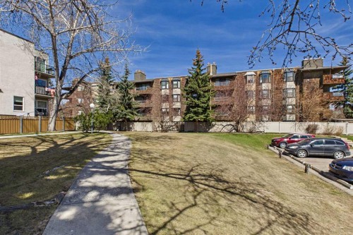 212-3730 50 Street Nw, Calgary, AB - Outdoor
