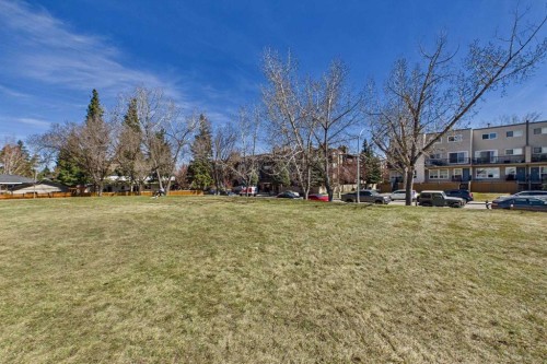 212-3730 50 Street Nw, Calgary, AB - Outdoor
