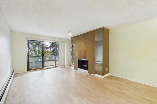 212-3730 50 Street Nw, Calgary, AB - Indoor