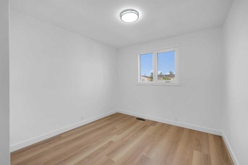 16 Abalone Crescent Ne, Calgary, AB - Indoor Photo Showing Other Room