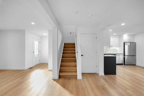 16 Abalone Crescent Ne, Calgary, AB - Indoor Photo Showing Kitchen