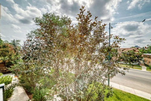 108-1632 20 Avenue Nw, Calgary, AB - Outdoor
