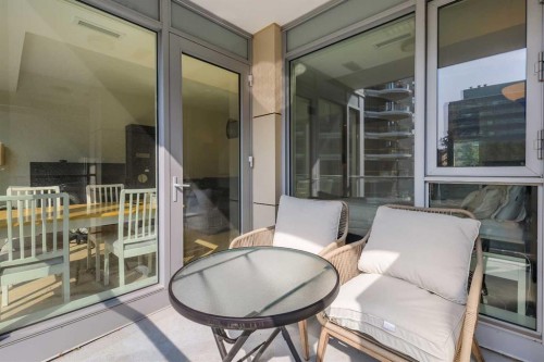 413-1025 5 Avenue Sw, Calgary, AB - Outdoor With Exterior