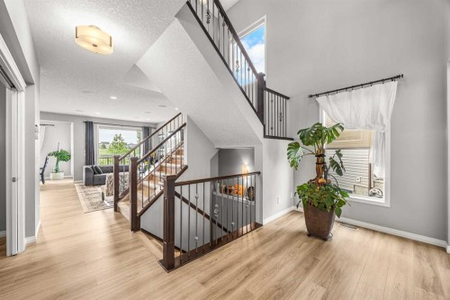 208 Panton Road Nw, Calgary, AB - Indoor Photo Showing Other Room