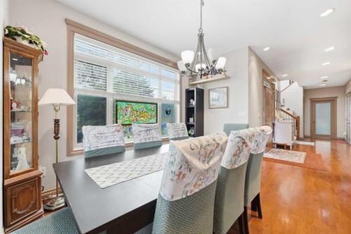 2245 25 Street Sw, Calgary, AB - Indoor