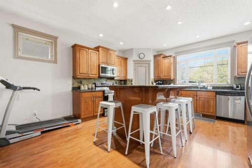 2245 25 Street Sw, Calgary, AB - Indoor