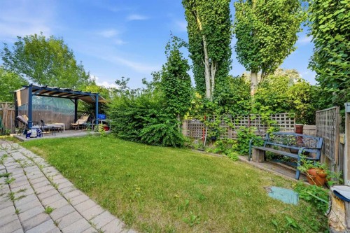 2245 25 Street Sw, Calgary, AB - Outdoor