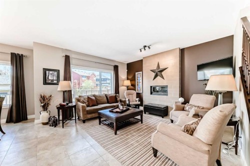 1449 Ravenscroft Avenue Se, Airdrie, AB - Indoor Photo Showing Living Room