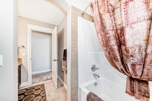 1449 Ravenscroft Avenue Se, Airdrie, AB - Indoor Photo Showing Bathroom