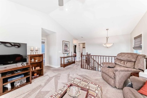 1449 Ravenscroft Avenue Se, Airdrie, AB - Indoor Photo Showing Living Room