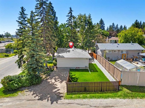321 Haddon Road, Calgary, AB - Outdoor
