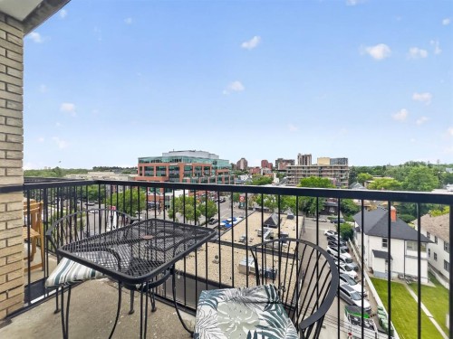 606-505 19 Avenue Sw, Calgary, AB - Outdoor With View With Exterior