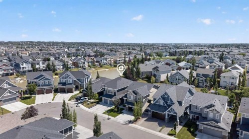 325 Bayside Crescent Sw, Airdrie, AB - Outdoor With Facade