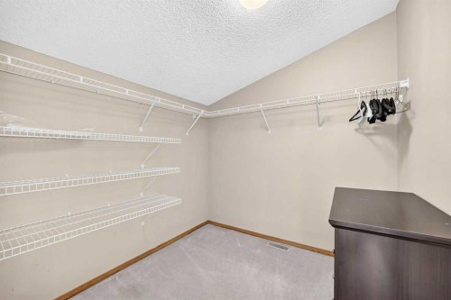 287 Harvest Oak Rise Ne, Calgary, AB - Indoor With Storage