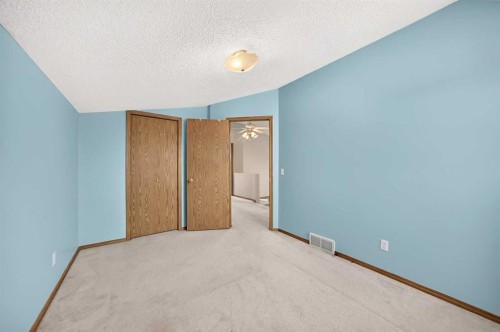 287 Harvest Oak Rise Ne, Calgary, AB - Indoor Photo Showing Other Room
