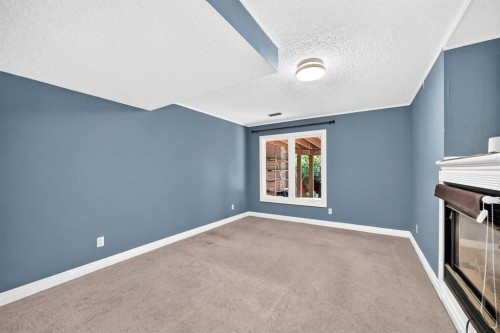 287 Harvest Oak Rise Ne, Calgary, AB - Indoor Photo Showing Other Room