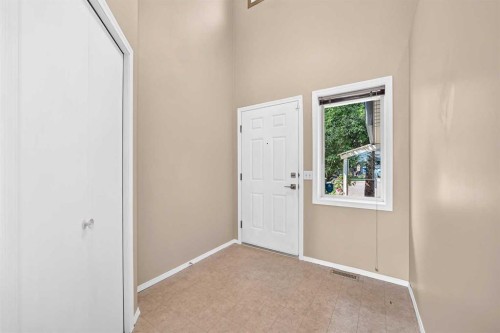 287 Harvest Oak Rise Ne, Calgary, AB - Indoor Photo Showing Other Room