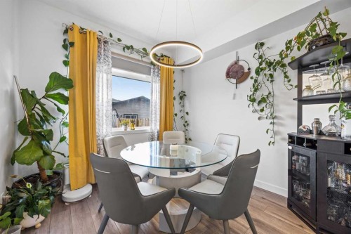 20604 Main Street Se, Calgary, AB - Indoor Photo Showing Dining Room