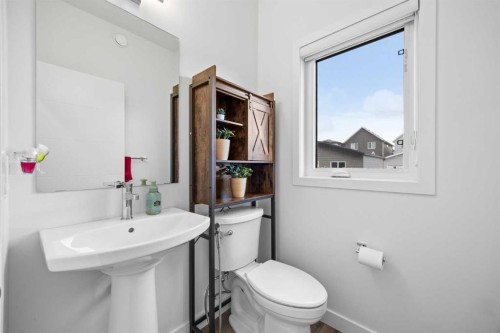 20604 Main Street Se, Calgary, AB - Indoor Photo Showing Bathroom