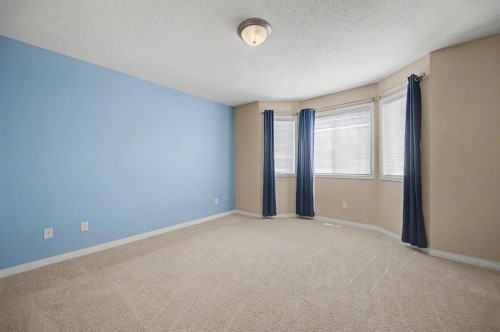 65 Royal Birch Villas Nw, Calgary, AB - Indoor Photo Showing Other Room