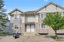 65 Royal Birch Villas NWCalgary, AB T3G 5V2