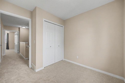 65 Royal Birch Villas Nw, Calgary, AB - Indoor Photo Showing Other Room